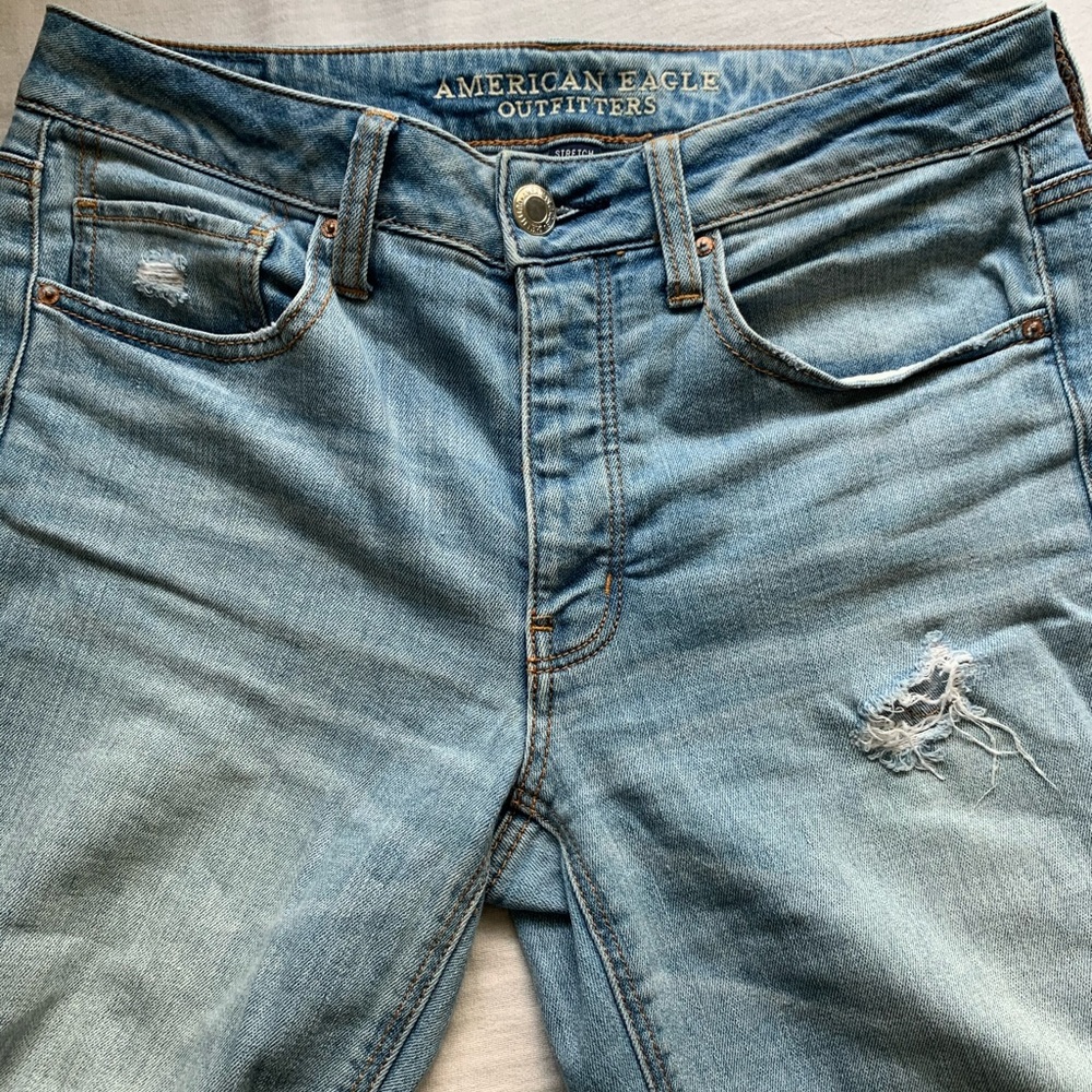 American Eagle mom jeans